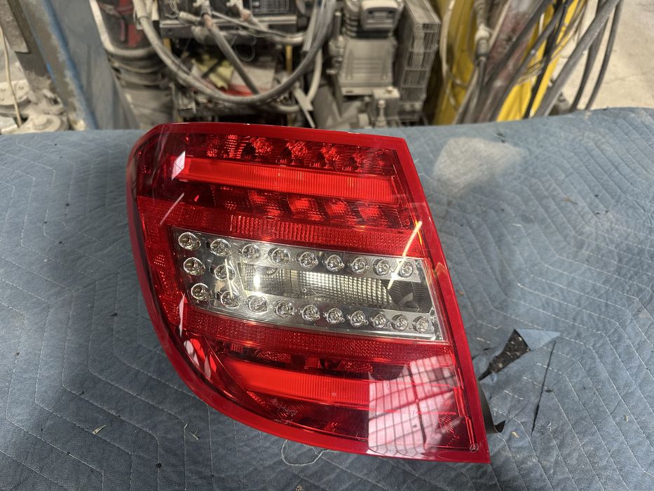 Mercedes стоп C204 комби