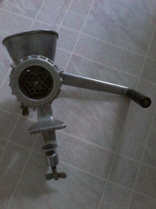 Продам кухонную утварь