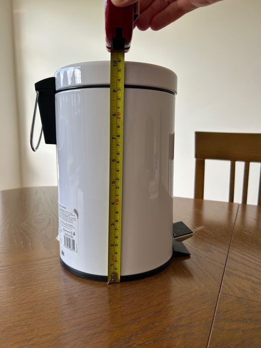 Ведро для мусора с педалью