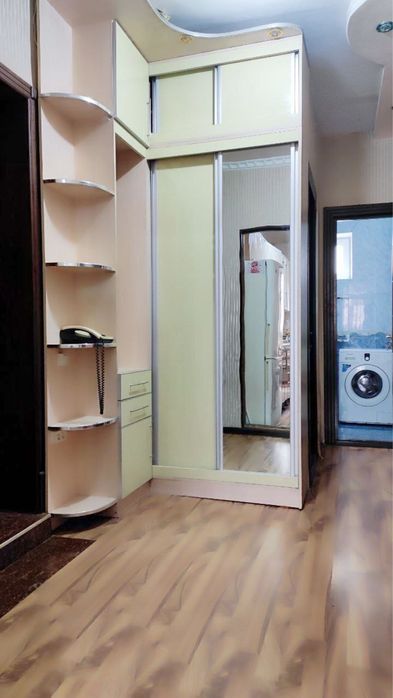 2/4/4 Буюк Ипак Йули 65м2 Максим Горький метро бий