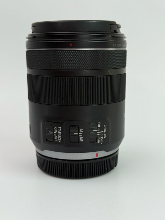 Canon RF 85mm F2 Macro IS STM