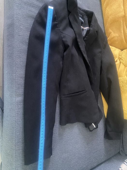 Черно дамско сако H&M