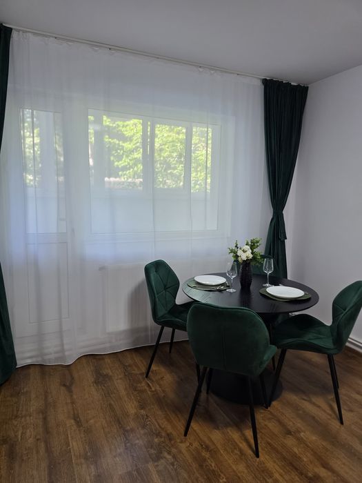 Închiriez apartament 2 camere