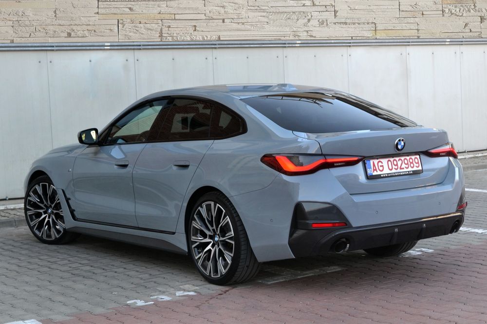 420 D Mild-hibrid X-Drive // M Pachet // Keyless entry // Hed up display // Alcantara // Garantie Premium
