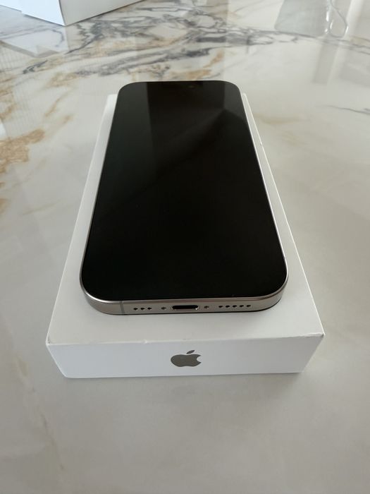 Iphone 16 Pro, 128GB (life battery 94%)