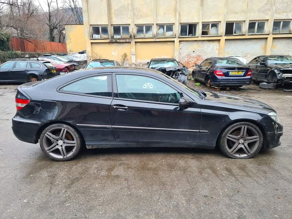 Mercedes CL204 CLC 220CDI 150кс 646 автоматик НА ЧАСТИ!