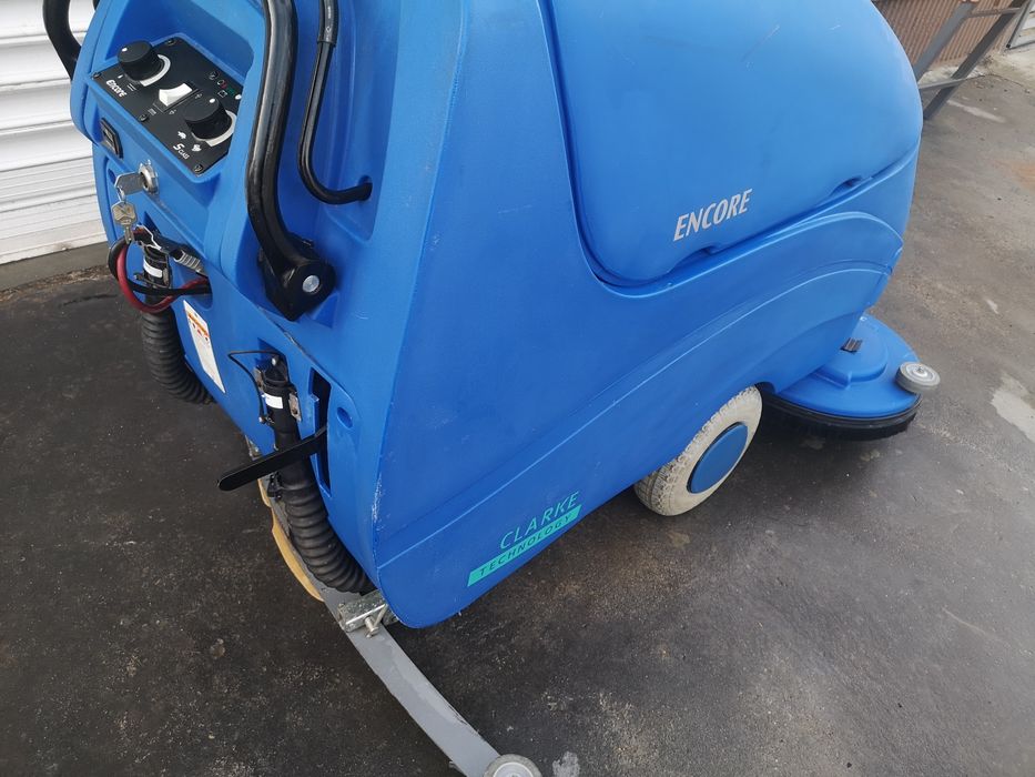 Подопочистваща Машина ALTO Clarke 36V 91ст работна ширина