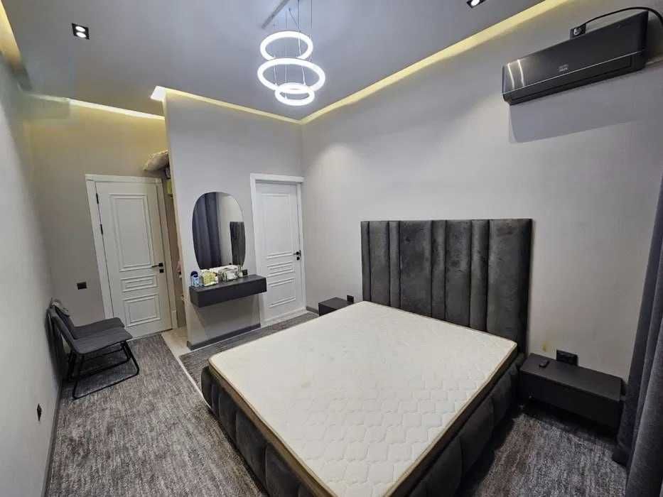 3 ком Oq Saroy мирзо-улугбек подключ паркентский 80 м² евро;