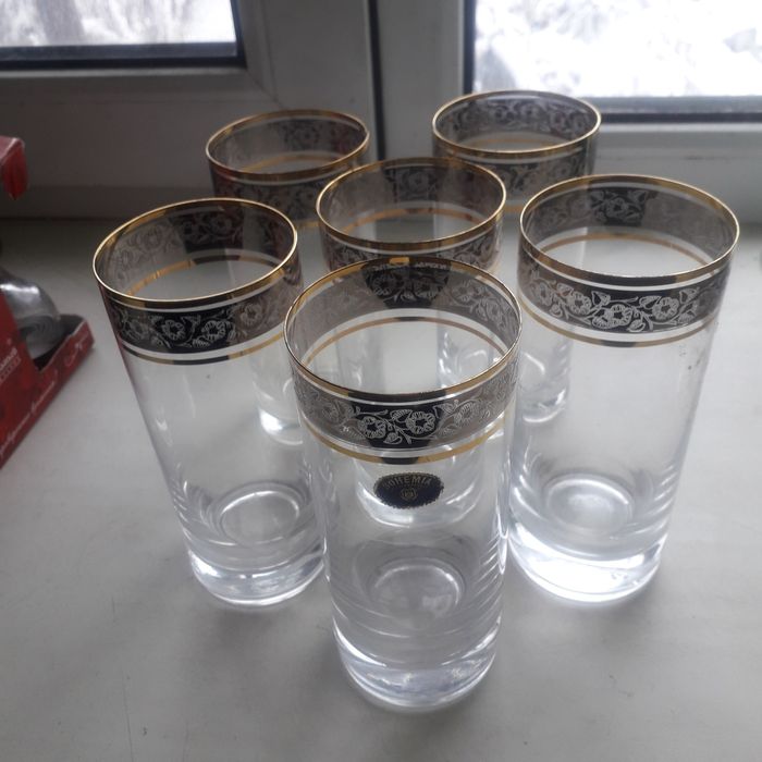 Продается бокалы чешские BOHEMIA