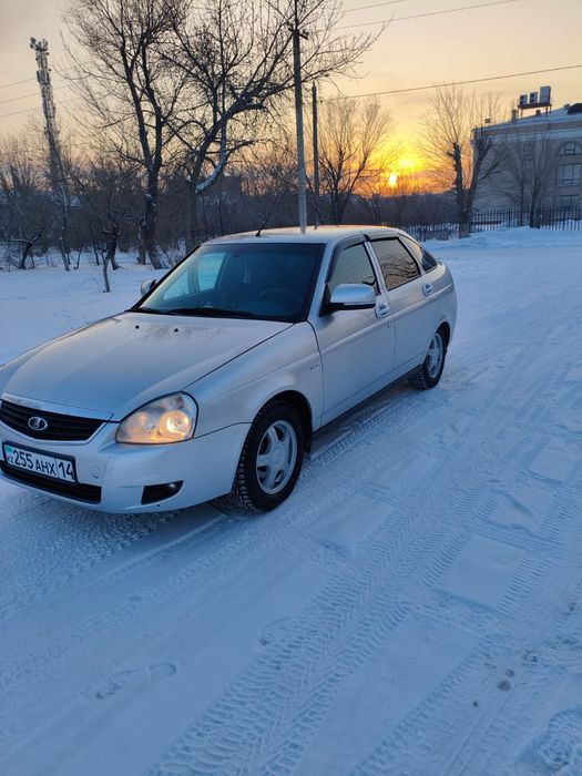 Продам автомобиль Лада приора 2172