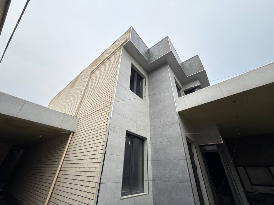 Участка,Ховли сотилади срочнооо . Сергели массив кенг макон махалла