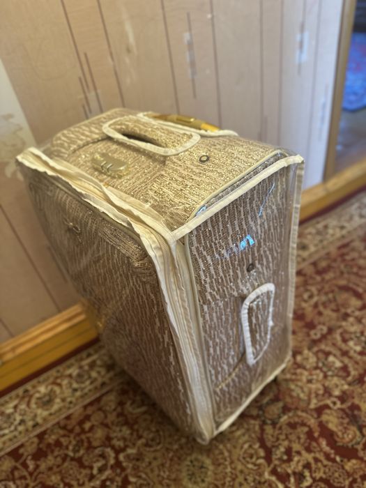 Продам два чемодан и сумку