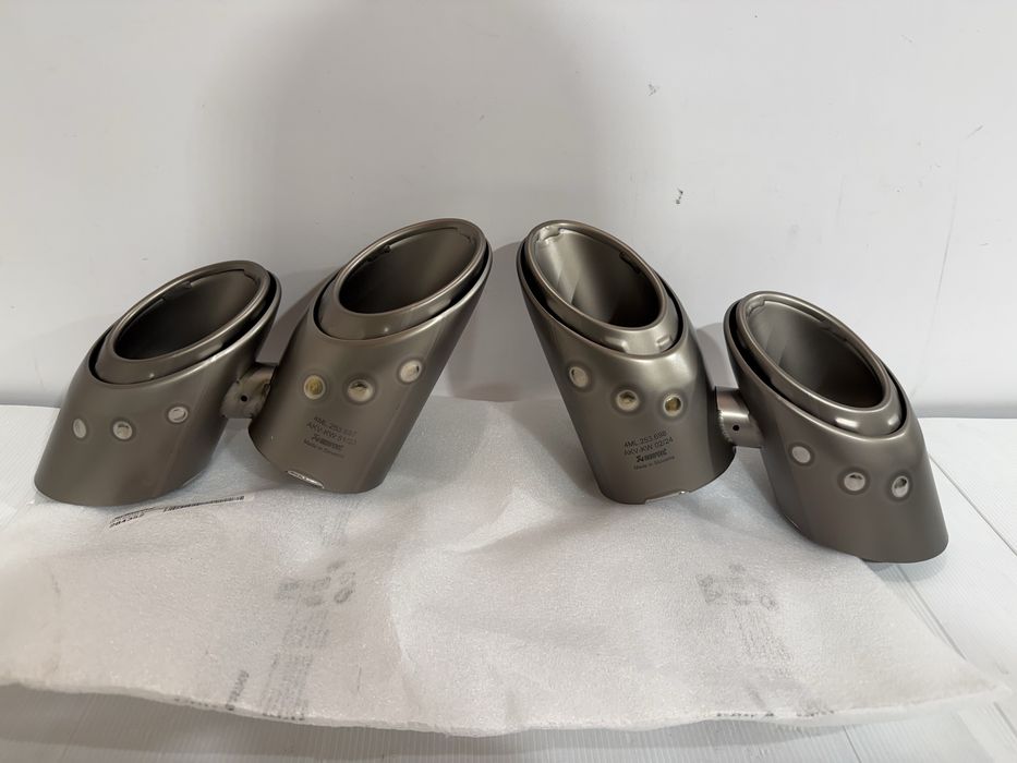 Tips/tips uri evacuare Akrapovic Lamborghini Urus 4ML253697/698
