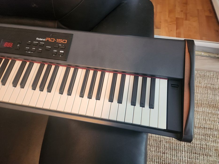 Sintetizator Roland rd-150 - no power