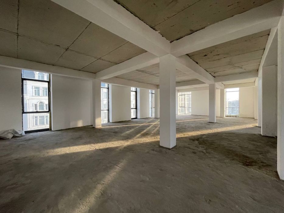 Бизниз Центр Продаётся Срочно Яккасаройиский Район ор-р Челси Рестаран