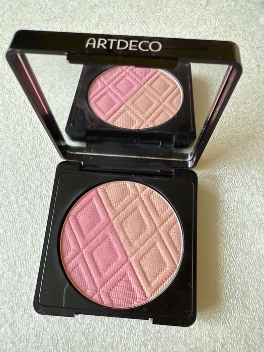 Румяна Artdeco