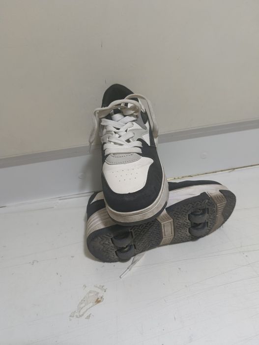 Adidași copii cu role