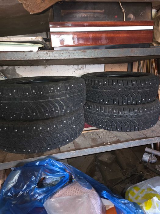 Продам зимние шины