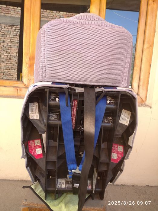 Болалар автоўриндиғи (детское автокресло)