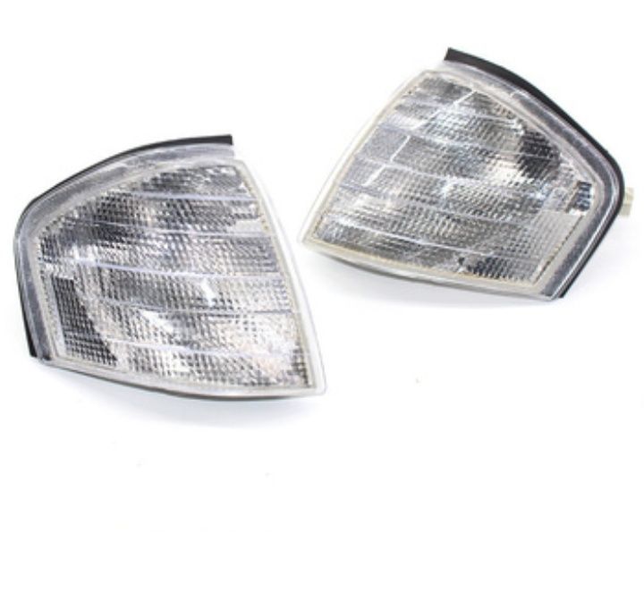 Поворотник на Мерседес