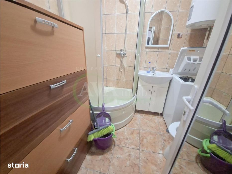 Garsoniera renovata, mobilata si utilata, etajul 3 din 4