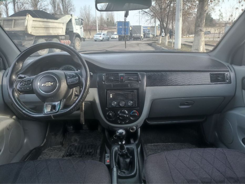 Lacetti сотилади