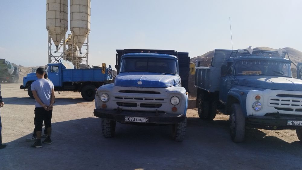 Вывоз мусора Камаз и зил