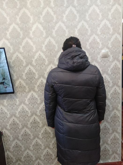 Зимний пуховик женский