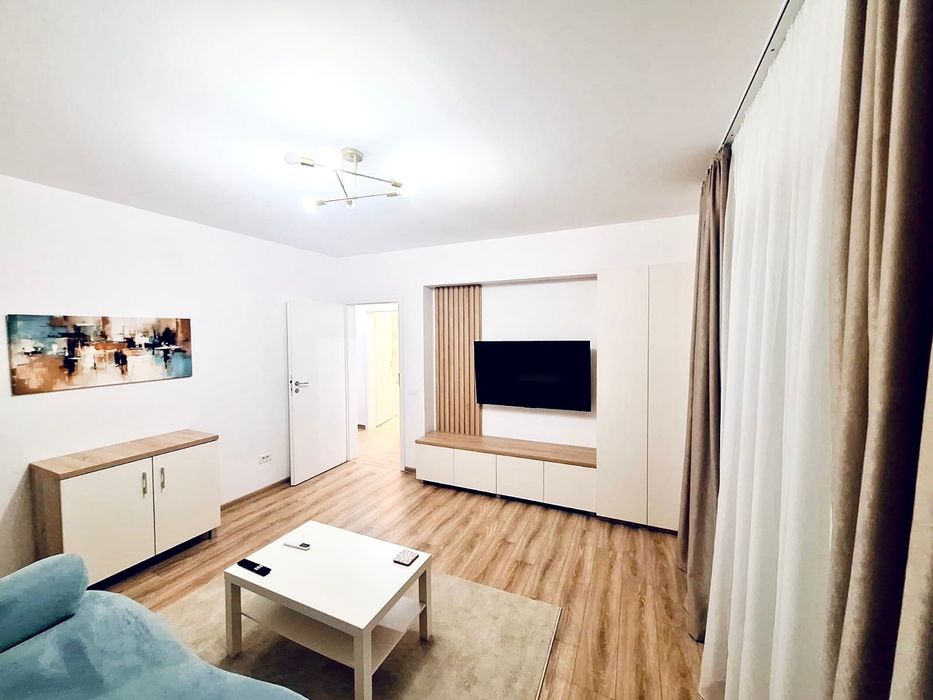 Inchiriez apartament 2 camere Apărătorii Patriei