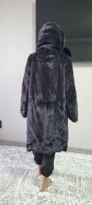 Продам шубу размер 44