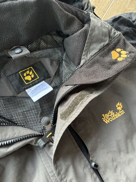 Geaca Jack Wolfskin originala - perfectă - marime L