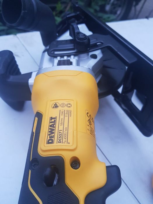 Scule dewalt 18w
