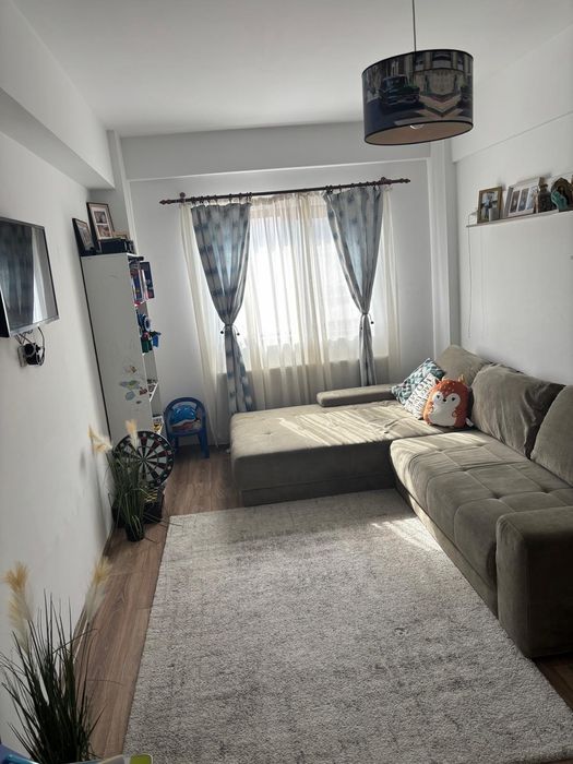 Vând apartament în Râmnicu Vâlcea