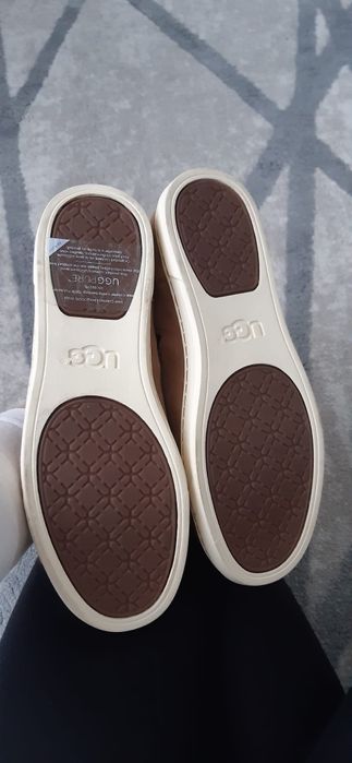 Ghete UGG, din piele naturala