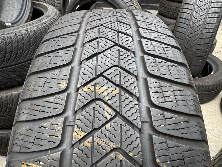 2 Anvelope Iarna Pirelli SottoZero Serie 3 235/55 R18 104H