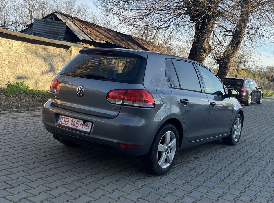 VOLKSWAGEN Golf 2010 — imagine 4