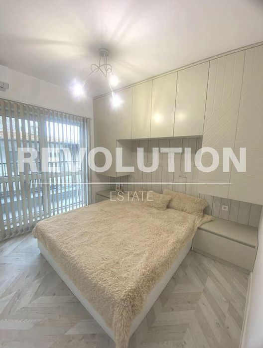 Дава се под наем Двустаен апартамент в Варна, Център - 38 кв.м за 650 € - Снимка #3