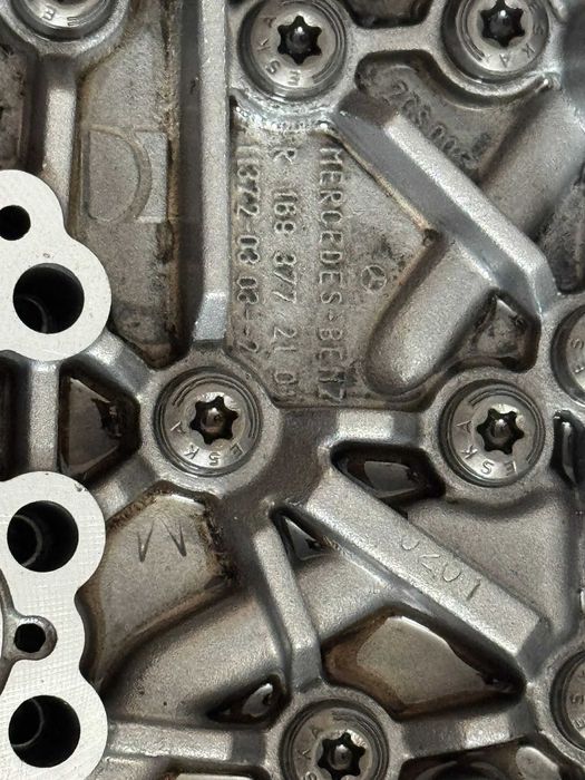 Bloc de valve Mercedes A B-Class W245  2.0 2008 A1693700706