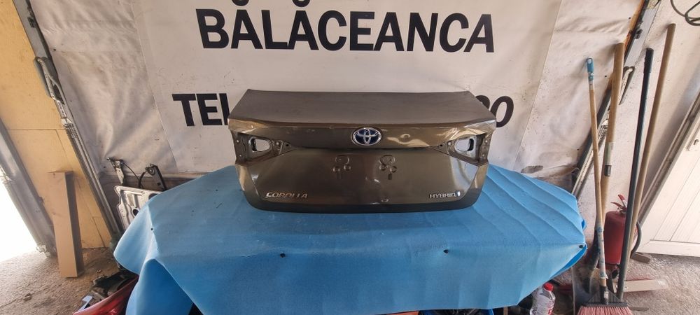 Capota porbagaj Toyota corolla