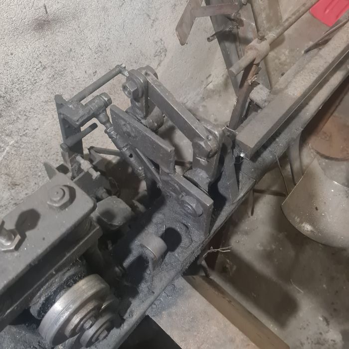 Машина за точково заваряване