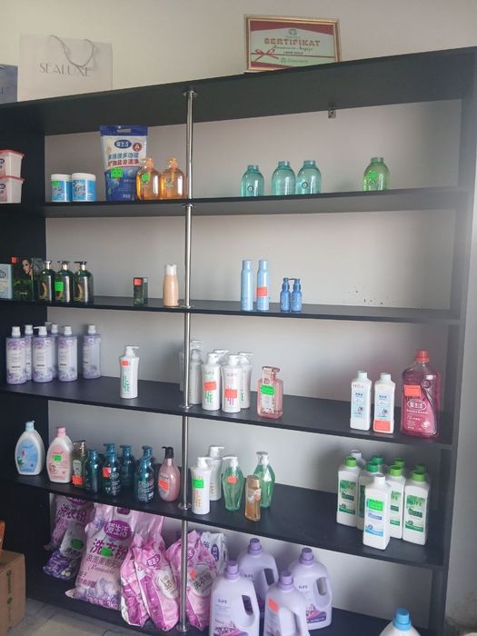 Dukon , Magazin uchun savdo peshtaxtalari.