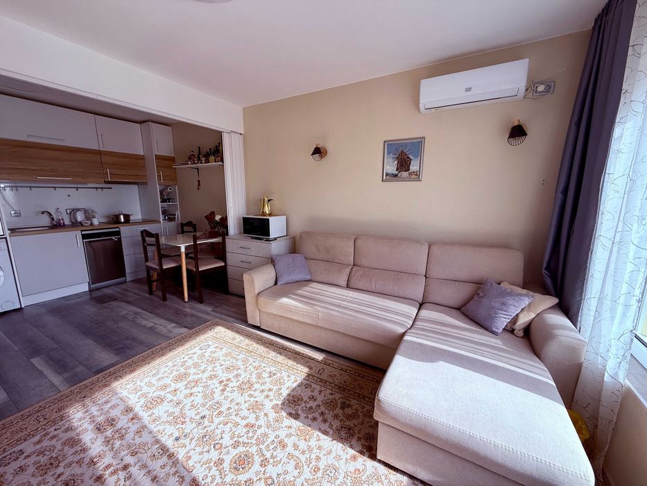 Продава се Двустаен апартамент в Свети Влас - 51 кв.м за 818 €/кв.м - Снимка #2