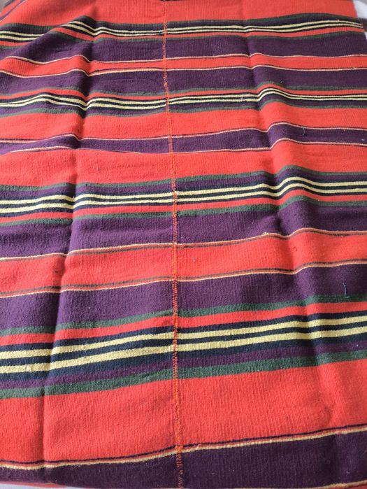 Битови  вълнени черги