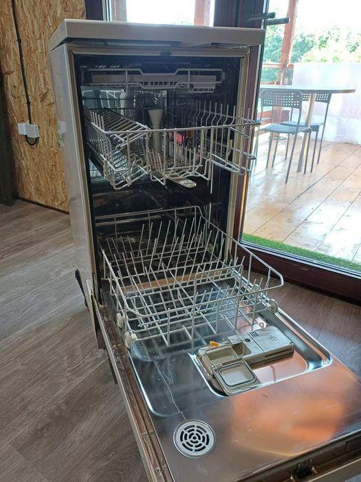 Съдомиялна Miele