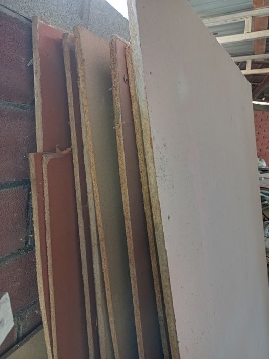 Листы ДСП. Каждый по 10000тг.