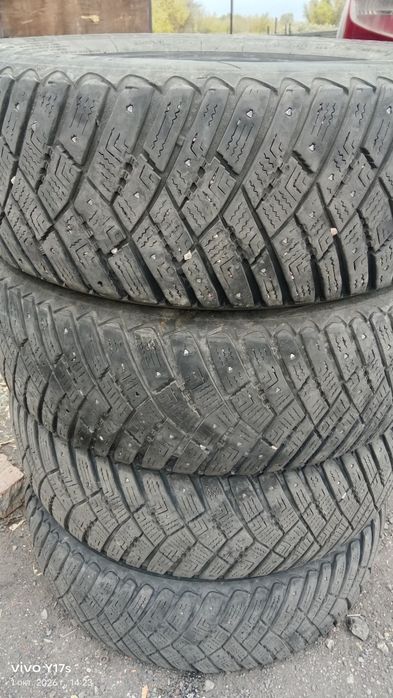 Продам шиный 205/60r16