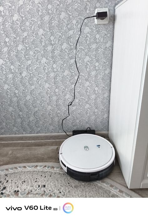 Продам робот пылесос