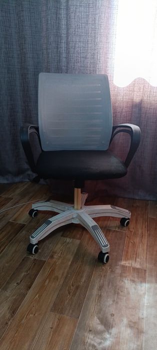 Игровое компьютерное кресло (БУ)