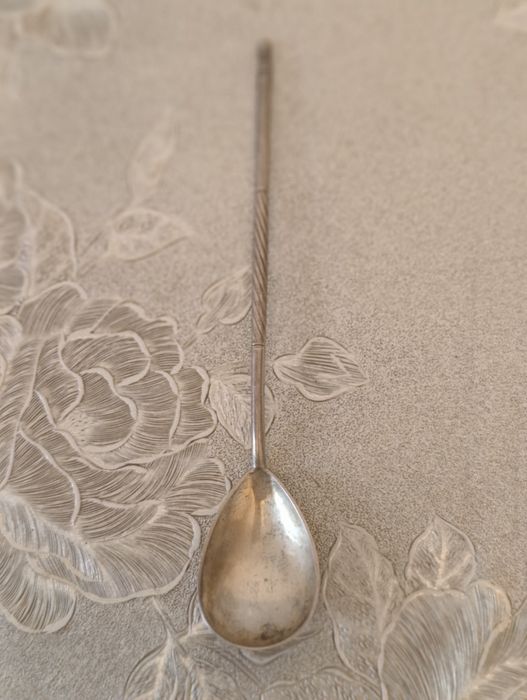 Серебряная ложка.