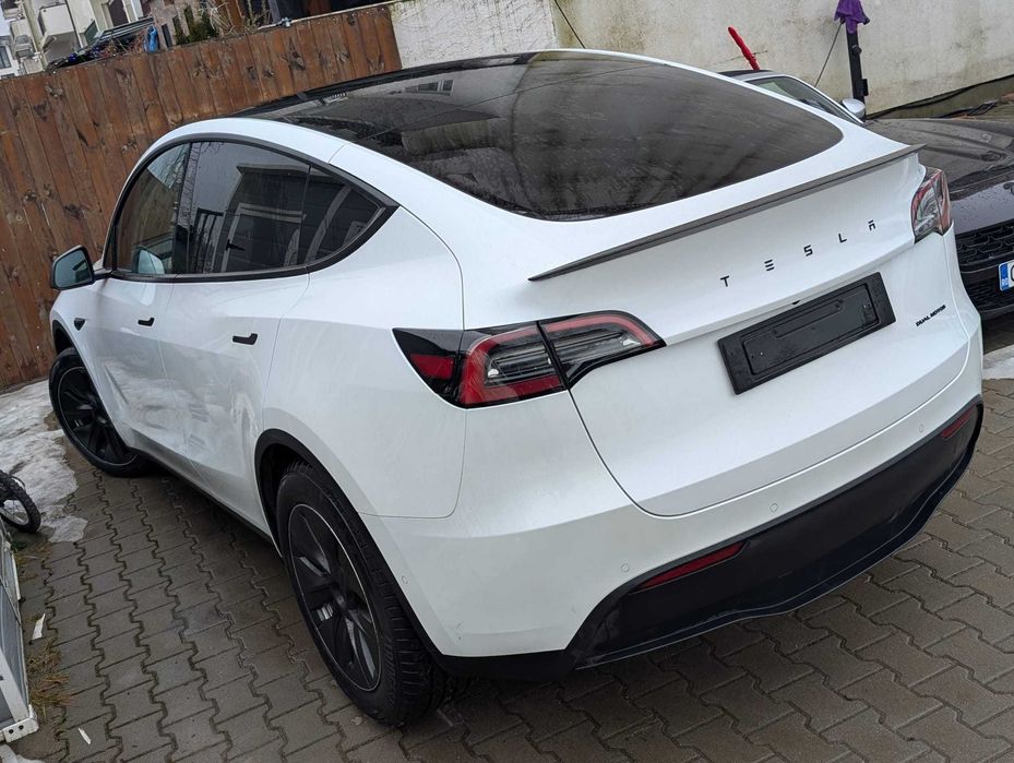 Tesla Model Y dual motor 4x4 ,garanție 2030 noiembrie, 92,000km